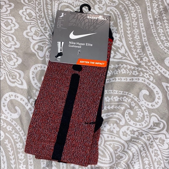 Nike Other - NWT Nike Hyper Elite Cushioned Sock Crew Size M